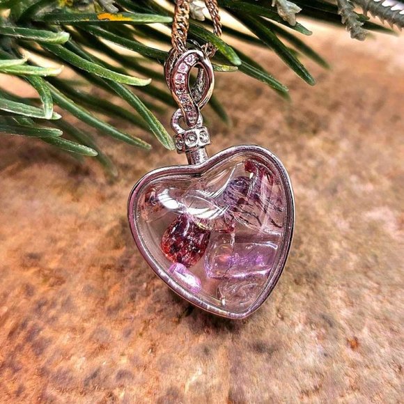 Nature Super Seven Crystals Floating Silver Heart & Leaf Pendant Necklace - Picture 3 of 10